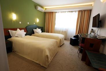 هتل Park Sfantu Gheorghe