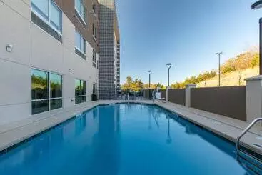 هتل Holiday Inn Express & Suites Gainesville   Lake Lanier Area, An Ihg