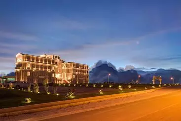 Hotel Le Bokor Palace