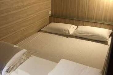 هاستل 九窩jiu Wow Box Inn Jiufen九份