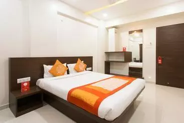 Oyo 10352 Hotel Vishwas