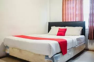 Hotel Reddoorz Plus Near Palembang Indah Mall