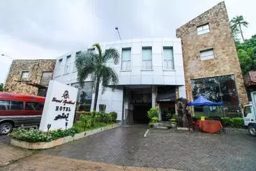 هتل Grand Rockland