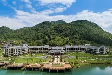 Hotel Ln Dongfang Hot Spring Resort
