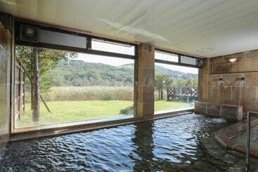 旅館 Shirakabako View