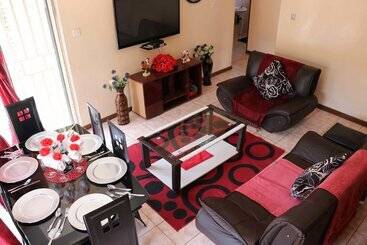 تختخواب و صبحانه Jojo Guest House