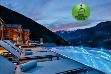 Boutique Hotel Und Chalets Bergwiesenglück