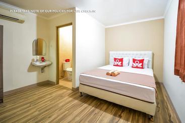 Bed and Breakfast Zen Rooms Abuserin Fatmawati