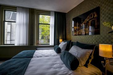 فندق Slapen Bij Hofman