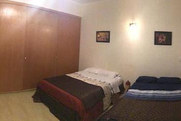 تختخواب و صبحانه Che S House