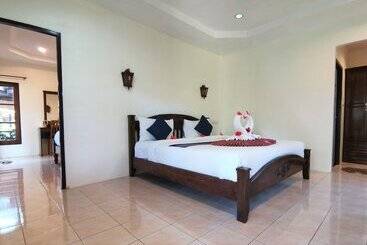 酒店 Lanta Whiterock Resort