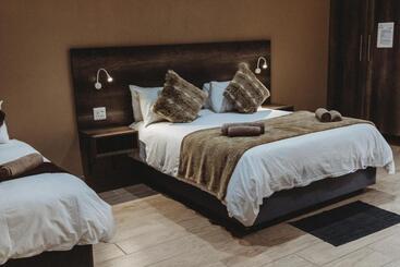 Bed and Breakfast Casa Leitao Lodge