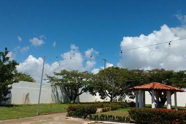 Hostel Guarajuba Sitiofelizcidade