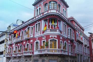 בית מלון כפרי Plaza Del Teatro