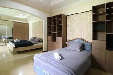 Maharani Guesthouse Tebet Syariah  Hostel