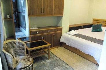 تختخواب و صبحانه Green Tara Heritage Home