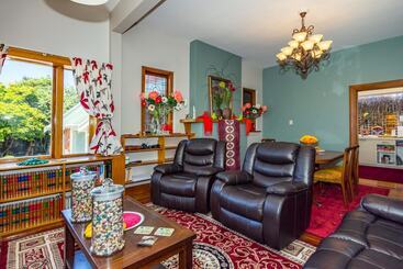 مبيت وإفطار The Sanctuary Beach Side And Spa