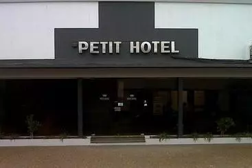 Otel Petit