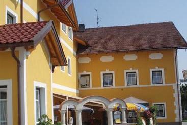 צימר Kirchenwirt Mayr