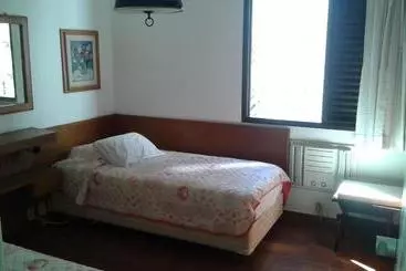 ツーリストアパートメント Residencial Flat Golden Beach.