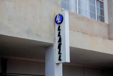 هتل Llaell