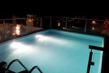 Turista apartmanok Apartamentos La Botica De Nerja