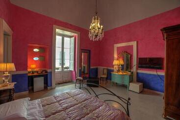 مبيت وإفطار La Dimora Delle Rondini