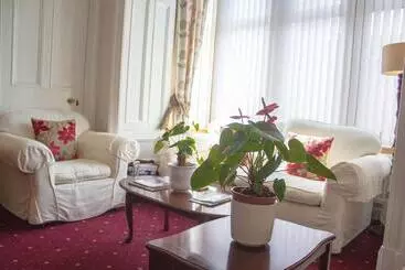 Hotel Hazeldene Guest House