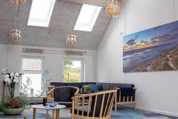 Отель Hvideklit