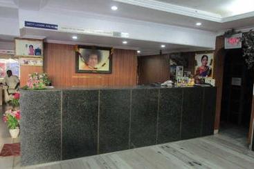 Hotel Sri Sai Sadan