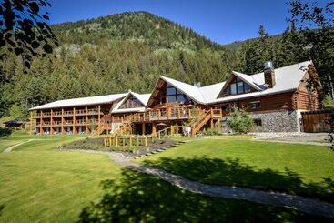 هتل Tyax Lodge & Heliskiing