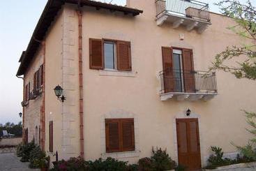 Hotel Villa Caltafaraci