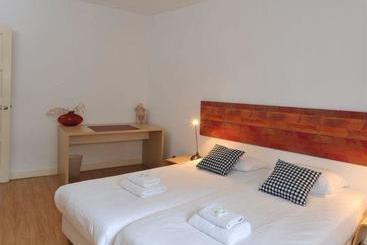 Отель Olympic Stadium Apartment