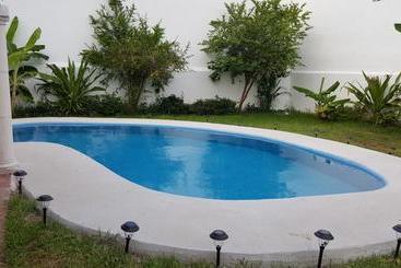 Apartament Suites Rosas