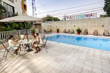 Apart Hotel Plaza Colonial