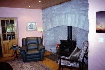 مبيت وإفطار Magouhy House