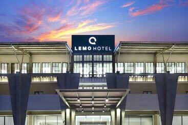 Lemo Hotel Serpong