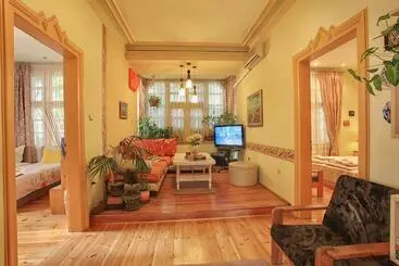 هتل Guesthouse Tomovi
