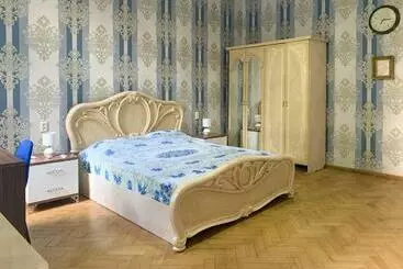 Hotel Leon Rooms