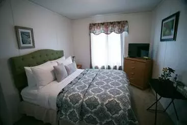 Hotelli Lou And Francis Guesthouse