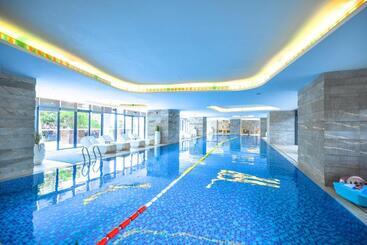 Отель Sanya Conifer Resort