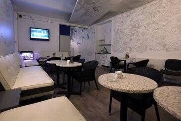 ホテル Subspace Hostel