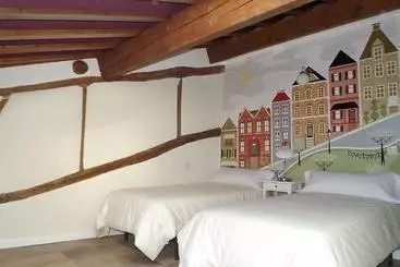ホテル Apartamentos San Francisco 58
