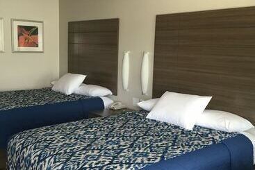 هتل Palace Inn Gulfgate