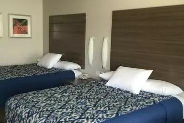 هتل Palace Inn Gulfgate