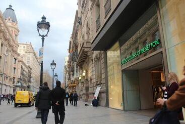 ホテル Pension Arosa