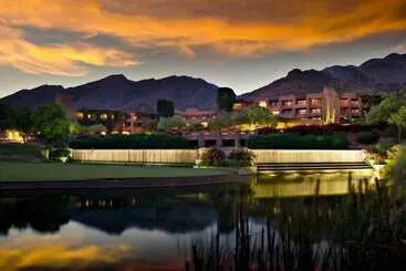 Hotel Krishna Park Inn