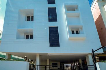 Szálloda OYO 6375 Perungudi 