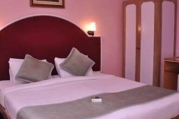 ホテル Samrat International