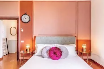 هتل Aweshome Villa Tower